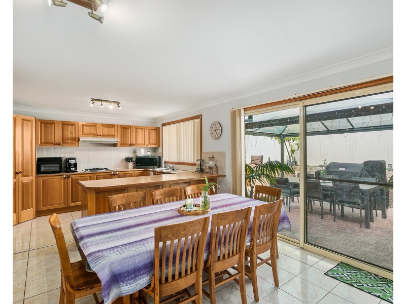 10 Byron Circuit, Flinders NSW 2529
