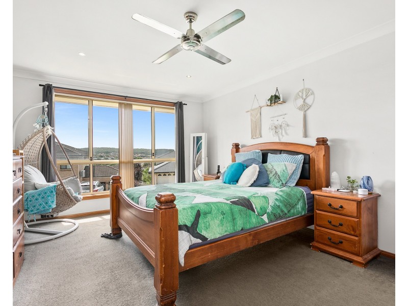 10 Byron Circuit, Flinders NSW 2529