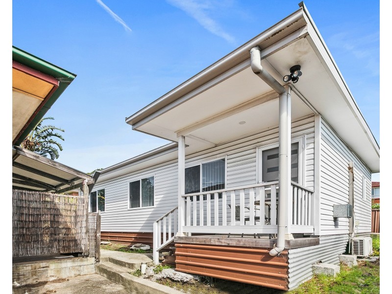 10 Lee Street, Warrawong NSW 2502