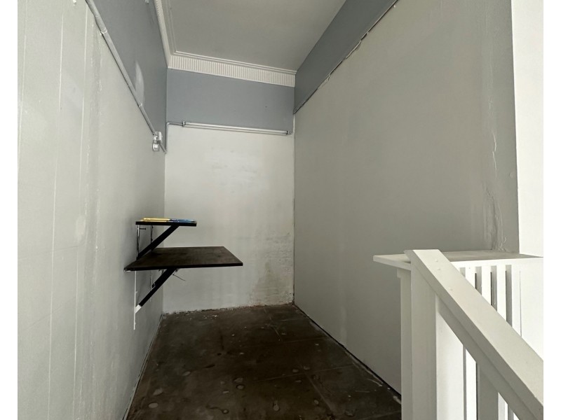 5b/130 Gladstone Avenue, Coniston NSW 2500