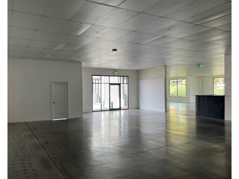 2/144 Lake Entrance Road, Oak Flats NSW 2529
