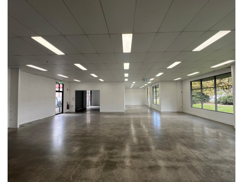 2/144 Lake Entrance Road, Oak Flats NSW 2529