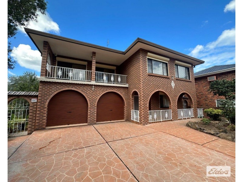 3 Heeterra Place, Cordeaux Heights NSW 2526