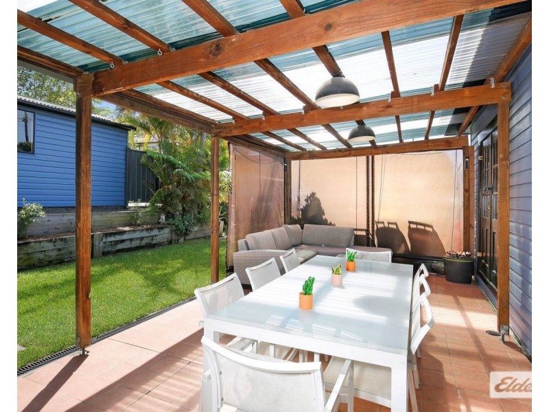 330 Gladstone Avenue, Mount Saint Thomas NSW 2500