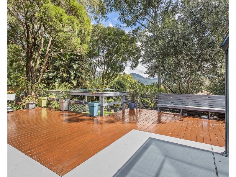 8 Stillness Road, Figtree NSW 2525