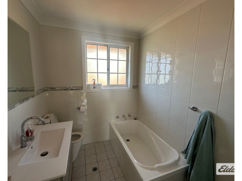 2/11 Bank Street, Wollongong NSW 2500