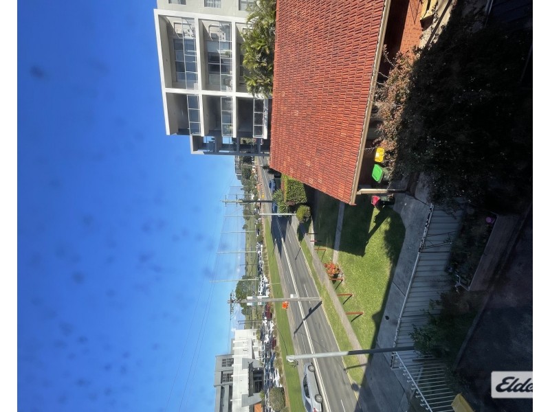 2/11 Bank Street, Wollongong NSW 2500
