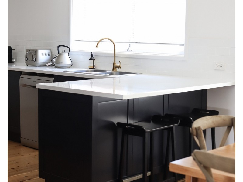 4 Gordon Street, Woonona NSW 2517