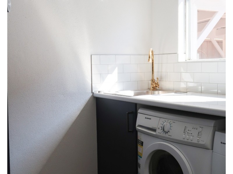 4 Gordon Street, Woonona NSW 2517