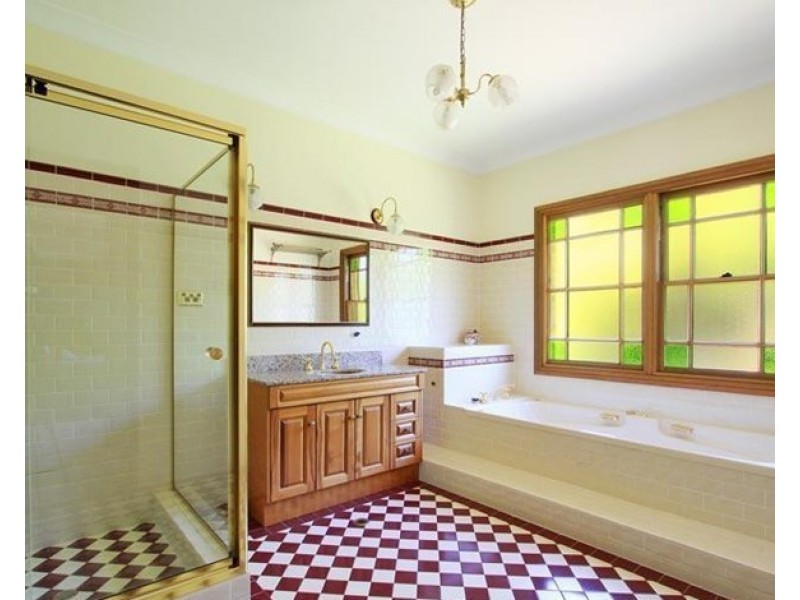 38 Chalmers Street, Balgownie NSW 2519