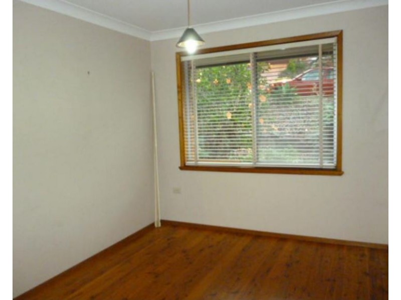 2/9 Zelang Avenue, Figtree NSW 2525