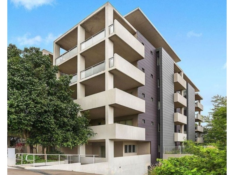 18/12 Loftus Street, Wollongong NSW 2500