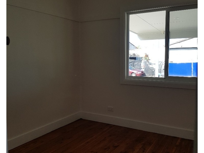 2 Ruddock Street, Corrimal NSW 2518