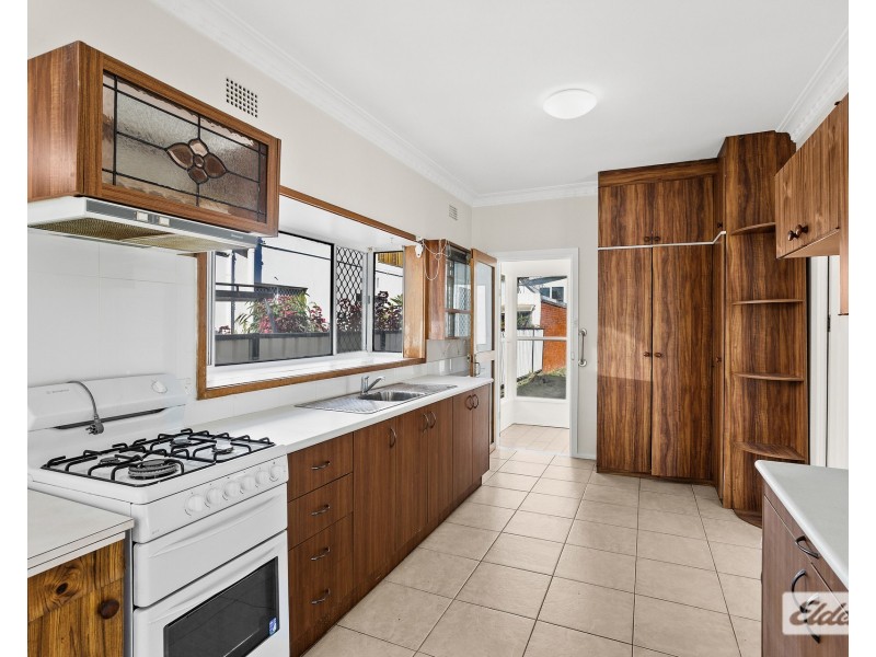 7 Ross Street, Wollongong NSW 2500