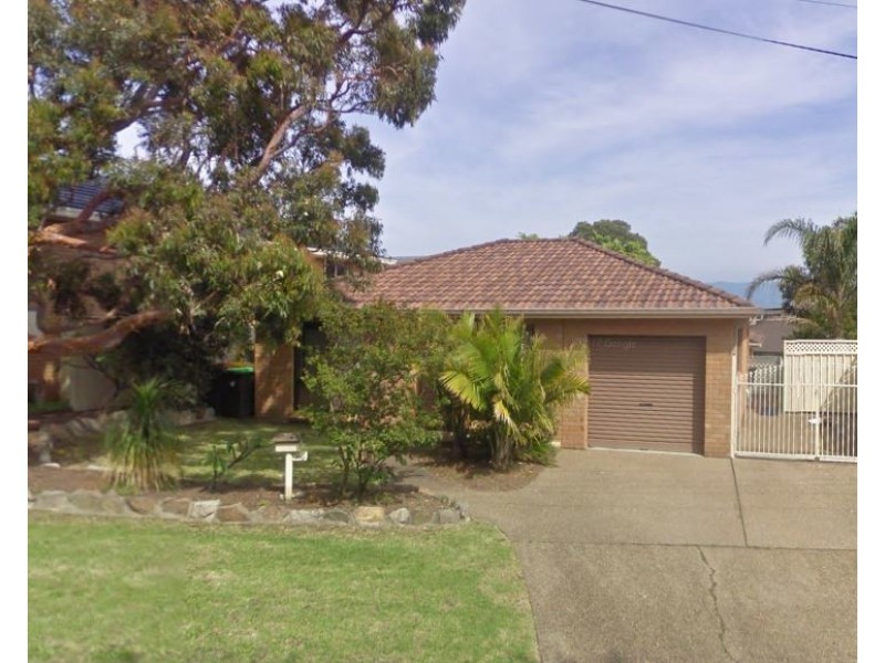 4 Goolagong Circuit, Mount Warrigal NSW 2528