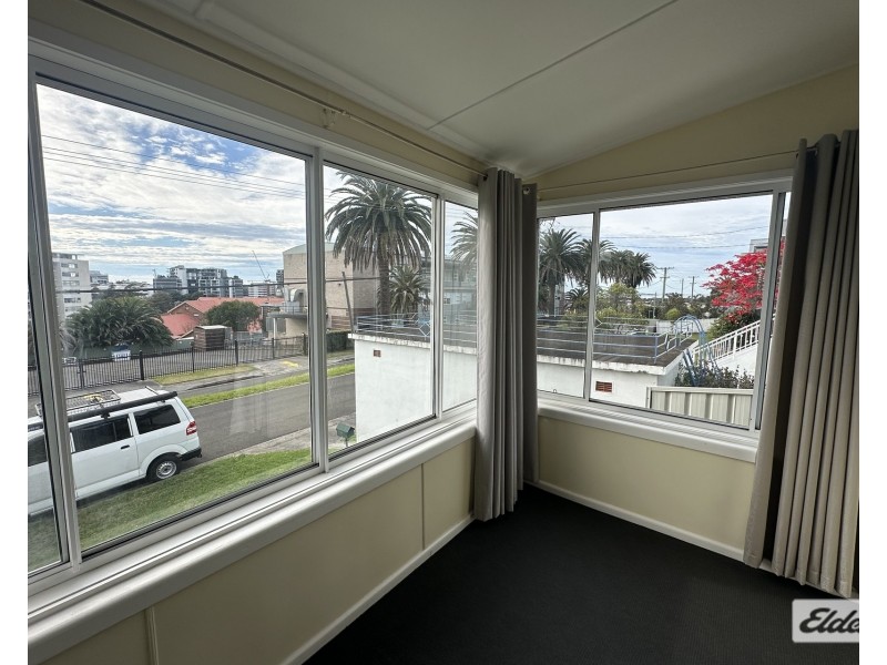 19 Rawlinson Avenue, Wollongong NSW 2500