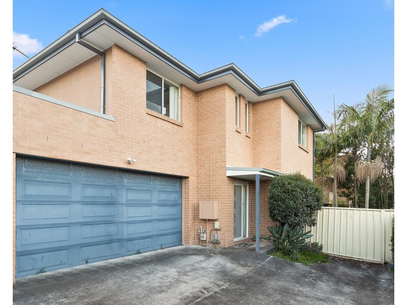 22b Rowland Avenue, Wollongong NSW 2500