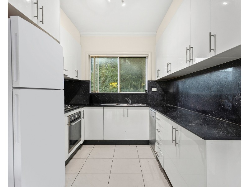 22b Rowland Avenue, Wollongong NSW 2500