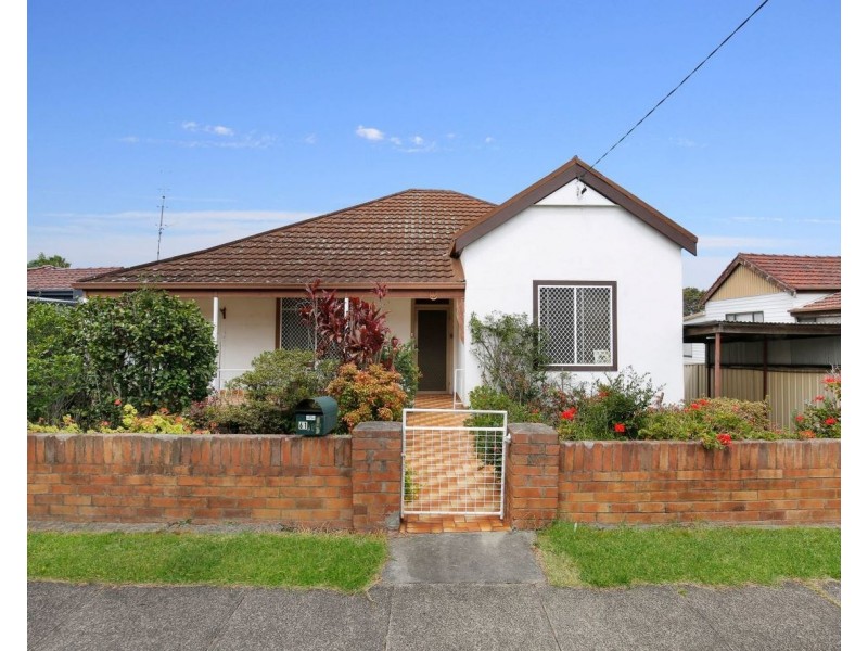 61 Atchison Street, Wollongong NSW 2500