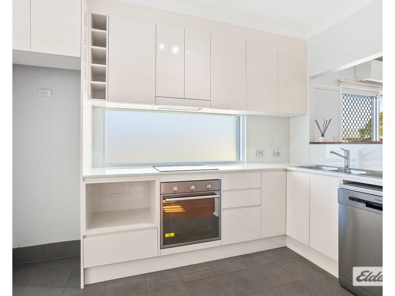 1/37 Albert Street, Unanderra NSW 2526