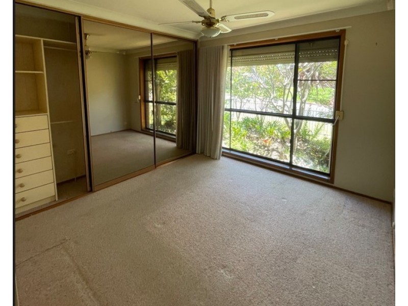 1 Susan Place, Farmborough Heights NSW 2526