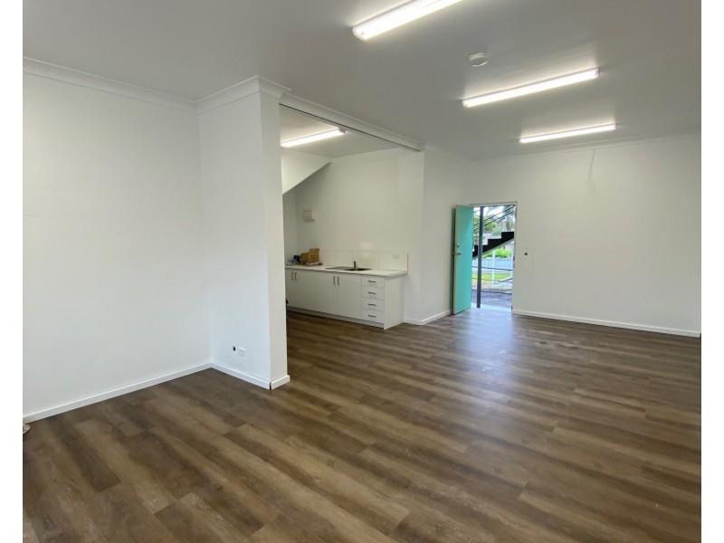 4/7-9 Lake Avenue, Cringila NSW 2502