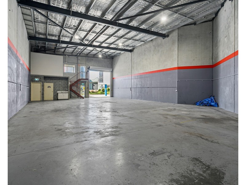 2/16 Durgadin Drive, Albion Park Rail NSW 2527
