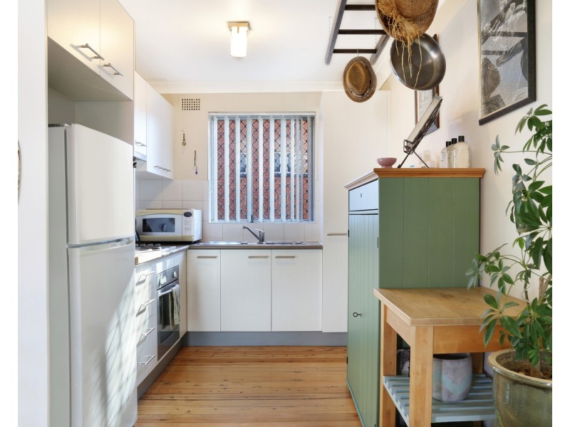 1/25 Underwood Street, Corrimal NSW 2518