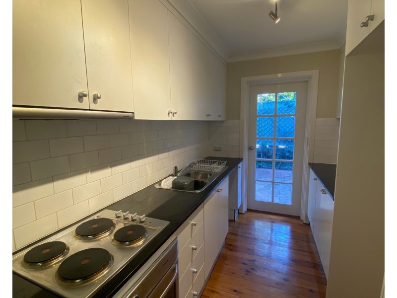 2/6 Dallas Street, Keiraville NSW 2500