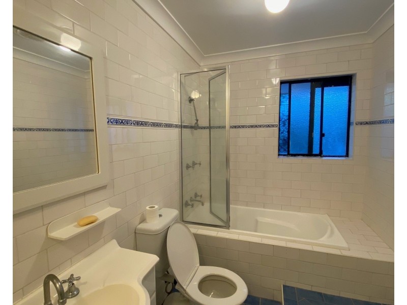 2/6 Dallas Street, Keiraville NSW 2500