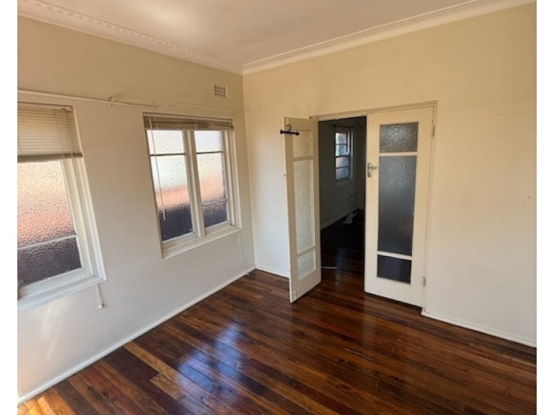 3/18 Bridge Street, Coniston NSW 2500