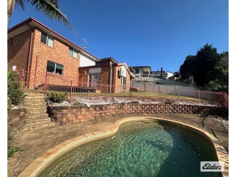 24 Taminga Crescent, Cordeaux Heights NSW 2526