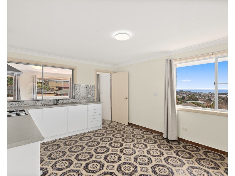 6 Kelvin Road, Coniston NSW 2500