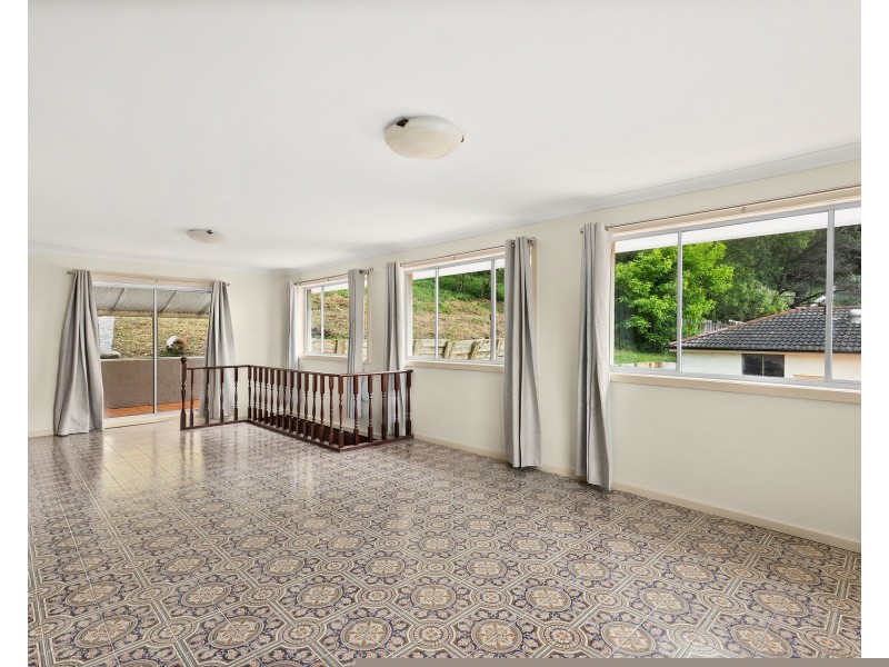 6 Kelvin Road, Coniston NSW 2500