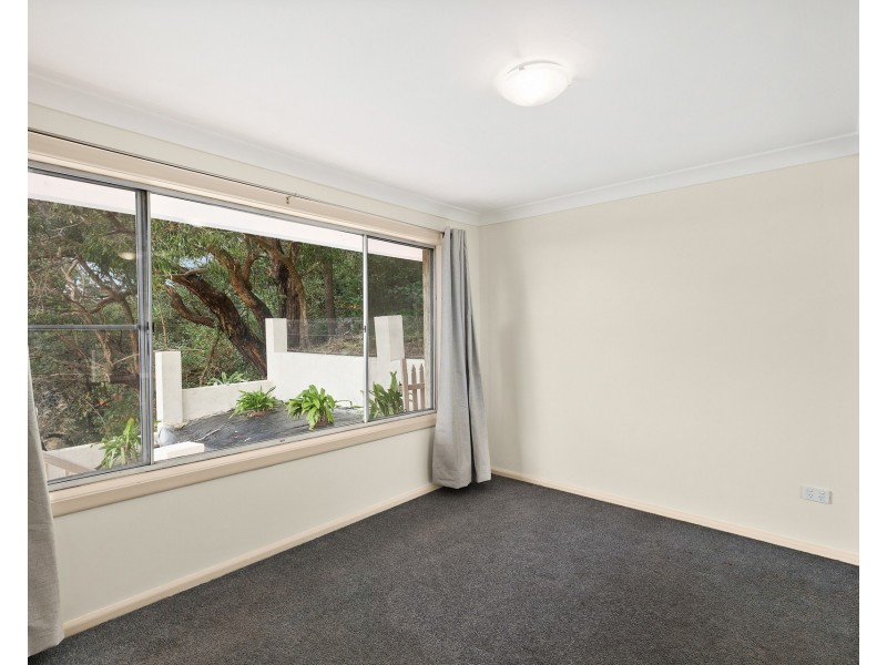 6 Kelvin Road, Coniston NSW 2500