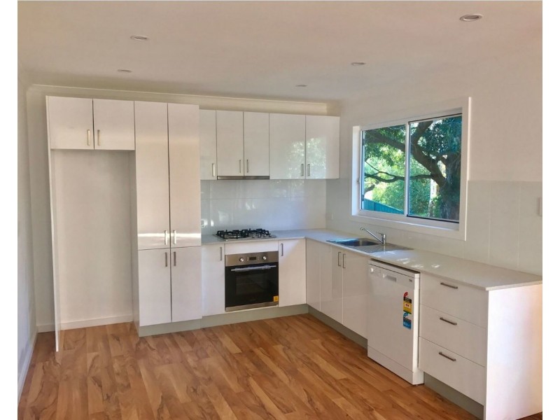 2/45 Yellagong Street, West Wollongong NSW 2500