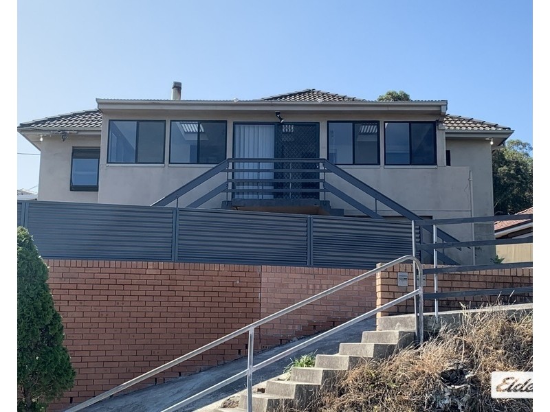 2/44 Robertson Street, Warrawong NSW 2502