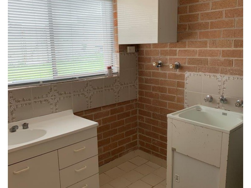 2/44 Robertson Street, Warrawong NSW 2502