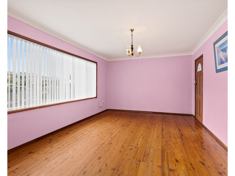 8 East Street, Russell Vale NSW 2517