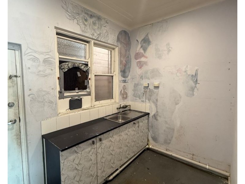 3/130 Gladstone Avenue, Coniston NSW 2500