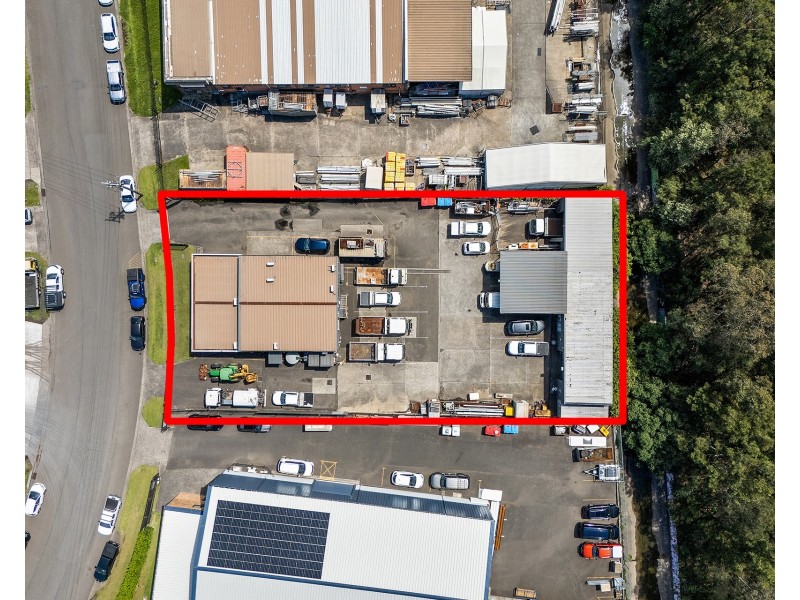 12 Resolution Drive, Unanderra NSW 2526