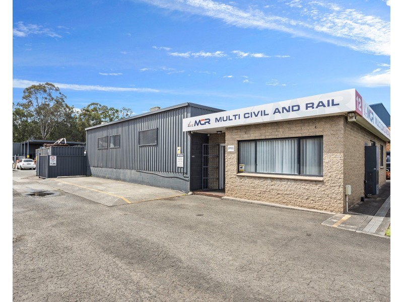 12 Resolution Drive, Unanderra NSW 2526