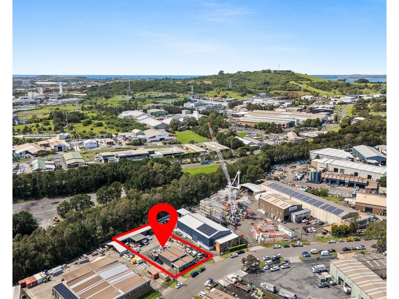 12 Resolution Drive, Unanderra NSW 2526