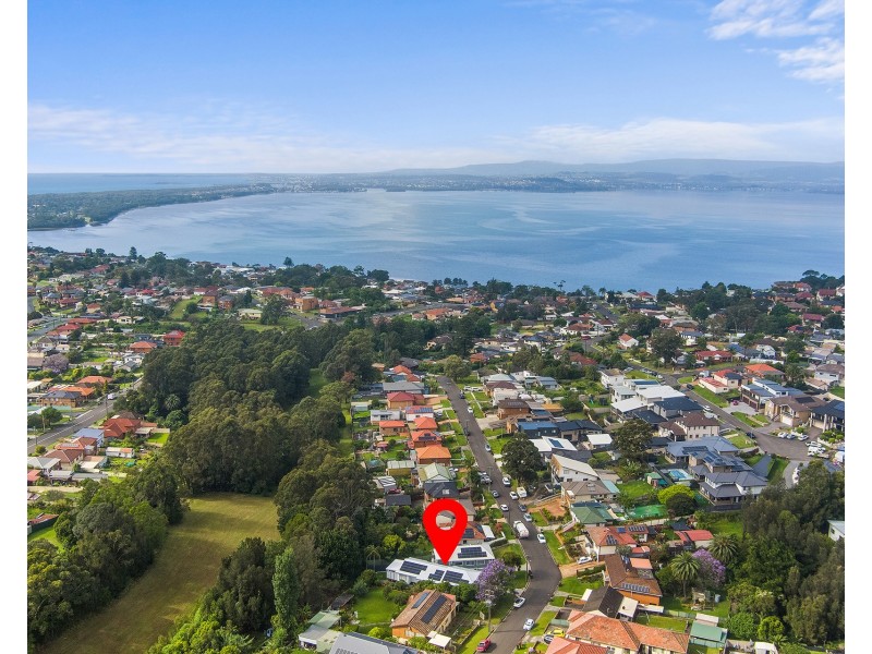 21 Ranchby Avenue, Lake Heights NSW 2502