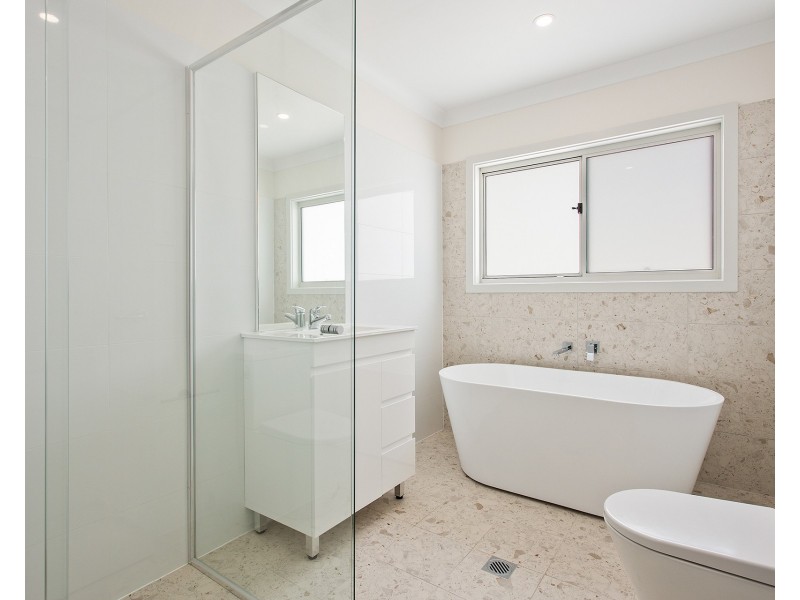 1/36 Griffiths Street, Oak Flats NSW 2529