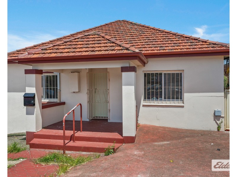 27 Bridge Street Street, Coniston NSW 2500