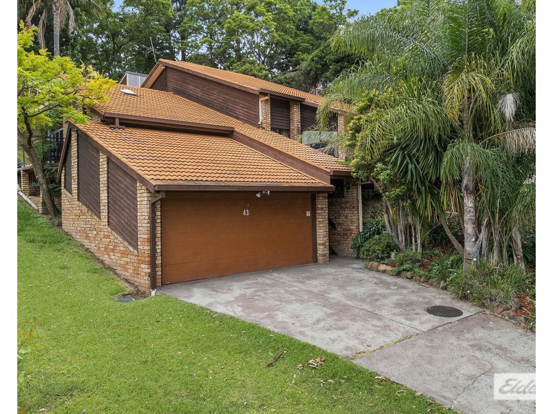 43 The Parkway, Balgownie NSW 2519