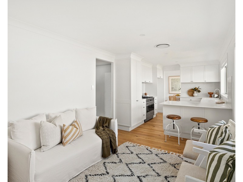 43 Mangerton Road, Wollongong NSW 2500