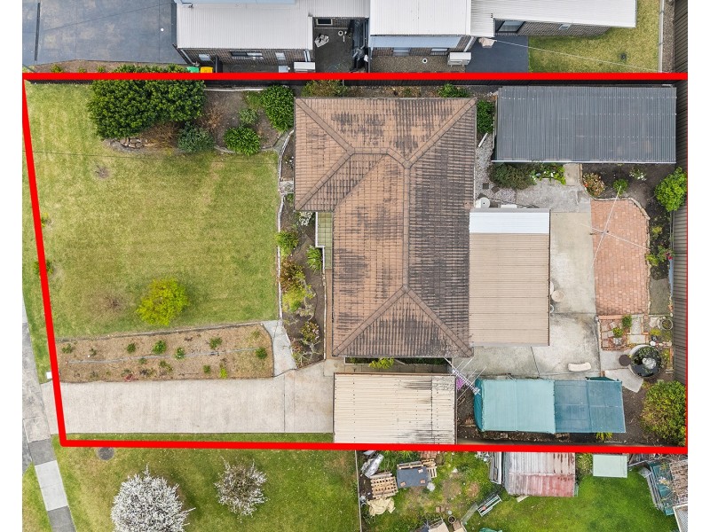 43 Farmborough Road, Unanderra NSW 2526