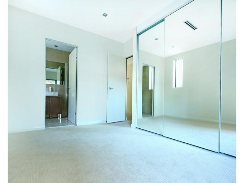 1/32 Bourke Street, North Wollongong NSW 2500